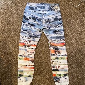 LuluLemon size 8 leggings